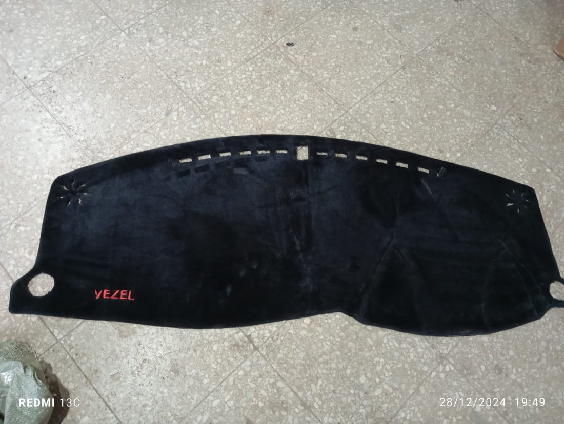 HONDA VEZEL 2013-2020 VELVET DASHBOARD MAT