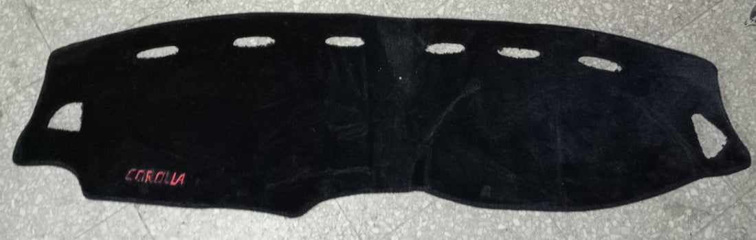 Toyota Corolla 1996–2000 Velvet Dashboard Mat