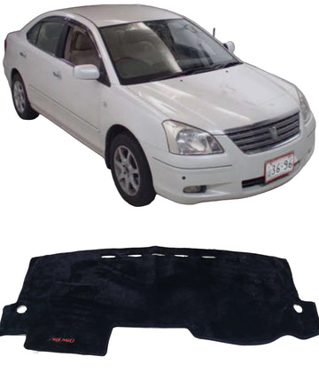 Toyota Premio 2002–2007 Dashboard Mat – Velvet Furr, Anti-Slip