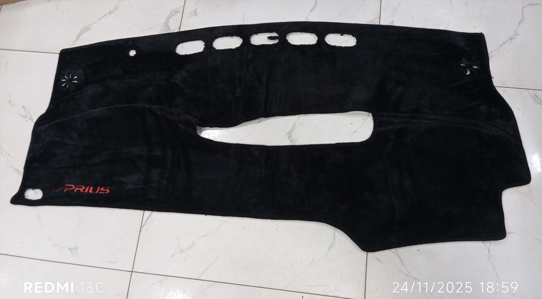 TOYOTA PRIUS 2019-2023 VELVET DASH BOARD MAT